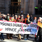 Imagen de archivo de una protesta de pensionistas reclamando prestaciones dignas.