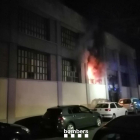El incendio se ha declarado en una antigua fábrica de galletas del barrio de Pardinyes.