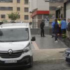 Mueren dos hermanas gemelas de 12 años al precipitarse por una ventana en Oviedo