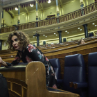 La ministra d'Hisenda, María Jesús Montero, durant una sessió plenària al Congrés dels Diputats.