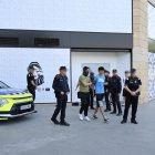 Un dels arrestats ahir per robatori en l’operatiu policial Kanpai. - AMADO FORROLLA