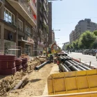 Foto d’arxiu de les obres que hi ha en marxa per renovar la xarxa de canonades a Rovira Roure. - PAU PASCUAL