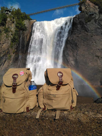 Dora's las exploradoras a les catarates Montmorency. Quebec