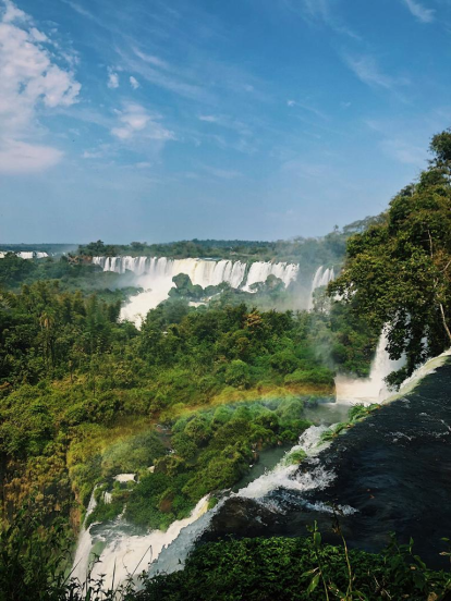 Una de les 7 meravelles naturals del món  (Cataratas de Iguazú)