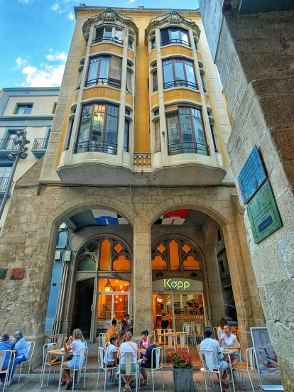 Envíanos fotos relacionadas con el verano y gana una estancia en el Hotel Castellarnau d'Escaló (Pallars Sobirà).