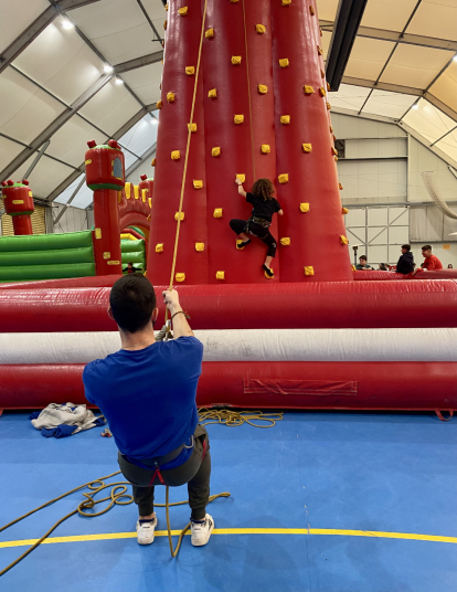 Lleida. El jumping, una de les atraccions preferides.