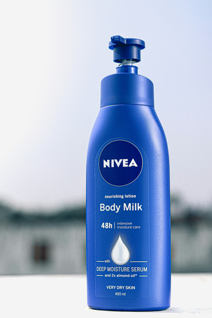 Un pot de Nivea.