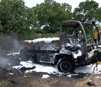 El foc ha calcinat completament el vehicle.