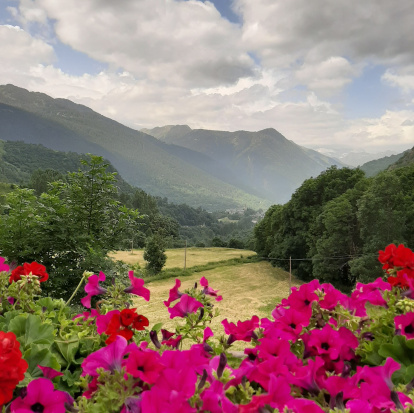 Una vista de la vall des de Bagergue.