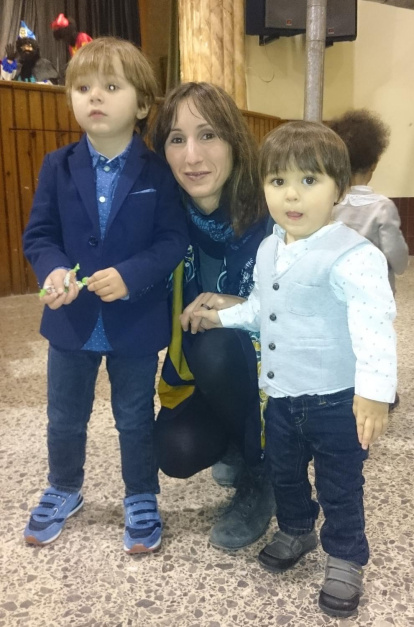 Felicita els teus familiars i amics pel seu aniversari, sant, casament enviant fotos a cercle@segre.com