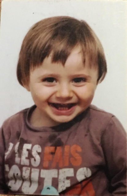 Felicita els teus familiars i amics pel seu aniversari, sant, casament enviant fotos a cercle@segre.com