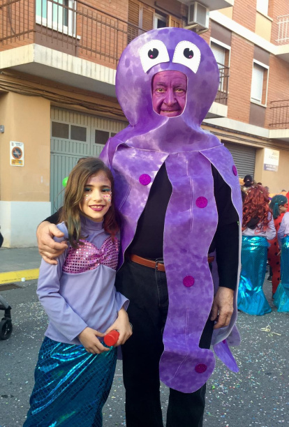 Felicita els teus familiars i amics pel seu aniversari, sant, casament enviant fotos a cercle@segre.com