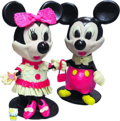 Ous, conills, personatges de conte, dibuixos animats,...Dibuixa'ns com vols la teva mona!