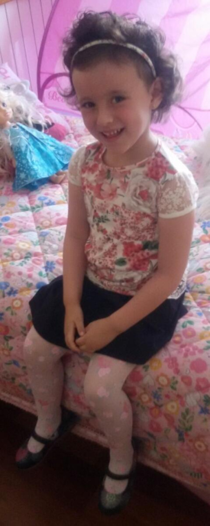 Felicita els teus familiars i amics pel seu aniversari, sant, casament enviant fotos a cercle@segre.com