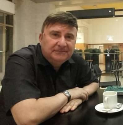 Felicita els teus familiars i amics pel seu aniversari, sant, casament enviant fotos a cercle@segre.com