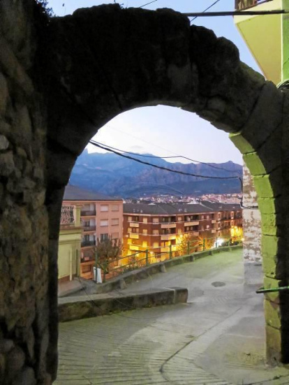 Les fulles cauen, arriba la boira i comença a fer fred.