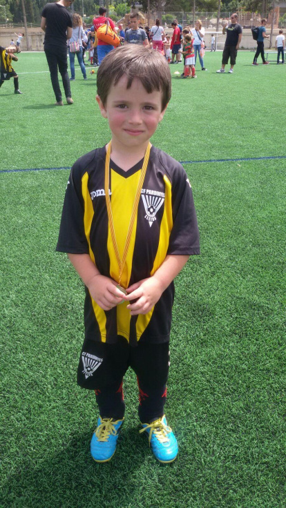 Felicita els teus familiars i amics pel seu aniversari, sant, casament enviant fotos a cercle@segre.com