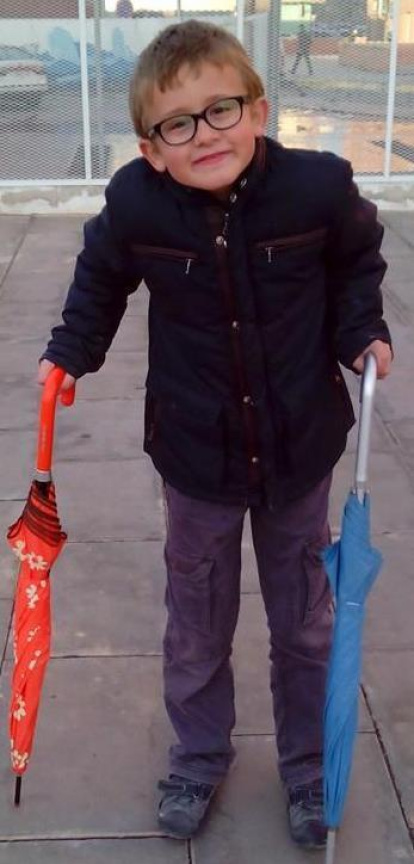 Felicita els teus familiars i amics pel seu aniversari, sant, casament enviant fotos a cercle@segre.com