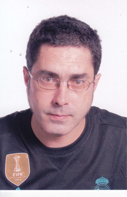 Felicita els teus familiars i amics pel seu aniversari, sant, casament enviant fotos a cercle@segre.com