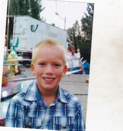 Felicita els teus familiars i amics pel seu aniversari, sant, casament enviant fotos a cercle@segre.com