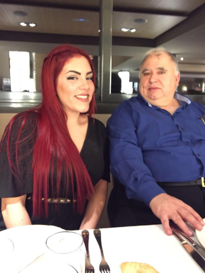 Felicita els teus familiars i amics pel seu aniversari, sant, casament enviant fotos a cercle@segre.com