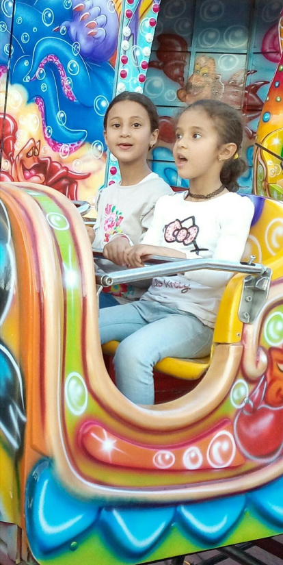 Felicita els teus familiars i amics pel seu aniversari, sant, casament enviant fotos a cercle@segre.com