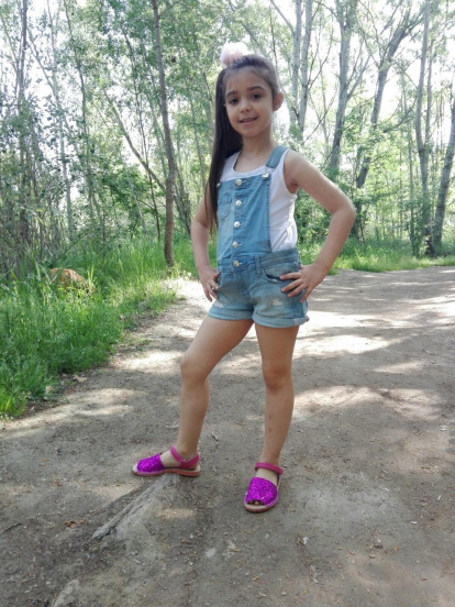 Felicita els teus familiars i amics pel seu aniversari, sant, casament enviant fotos a cercle@segre.com