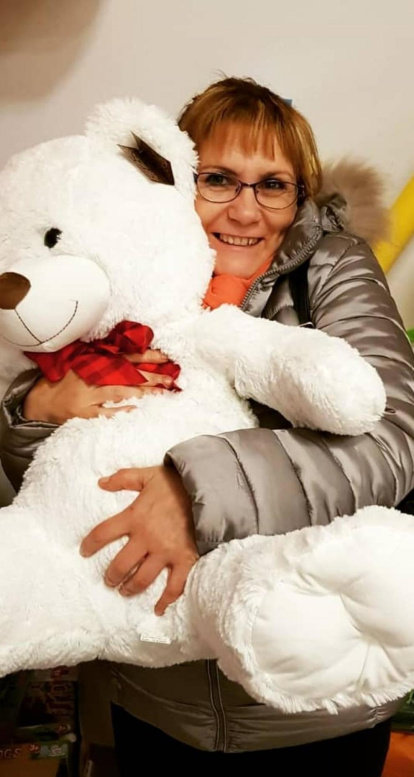 Felicita els teus familiars i amics pel seu aniversari, sant, casament enviant fotos a cercle@segre.com