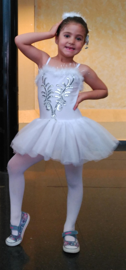 Felicita els teus familiars i amics pel seu aniversari, sant, casament enviant fotos a cercle@segre.com