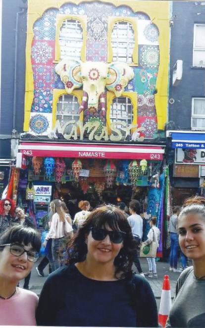 Felicita els teus familiars i amics pel seu aniversari, sant, casament enviant fotos a cercle@segre.com