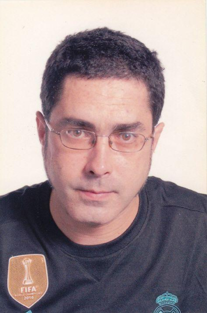 Felicita els teus familiars i amics pel seu aniversari, sant, casament enviant fotos a cercle@segre.com