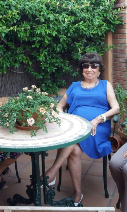 Felicita els teus familiars i amics pel seu aniversari, sant, casament enviant fotos a cercle@segre.com