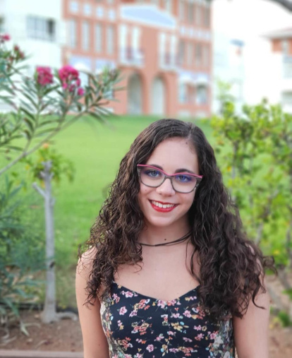 Felicita els teus familiars i amics pel seu aniversari, sant, casament enviant fotos a cercle@segre.com