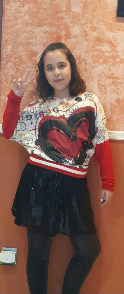 Felicita els teus familiars i amics pel seu aniversari, sant, casament enviant fotos a cercle@segre.com