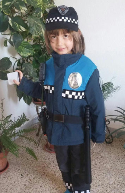 Felicita els teus familiars i amics pel seu aniversari, sant, casament enviant fotos a cercle@segre.com