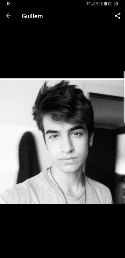 Felicita els teus familiars i amics pel seu aniversari, sant, casament enviant fotos a cercle@segre.com