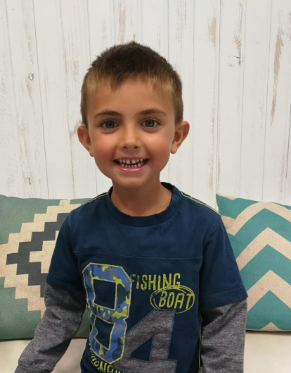 Felicita els teus familiars i amics pel seu aniversari, sant, casament enviant fotos a cercle@segre.com