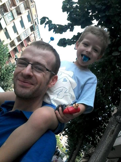 Felicita els teus familiars i amics pel seu aniversari, sant, casament enviant fotos a cercle@segre.com