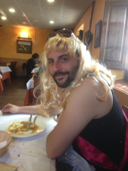 Felicita els teus familiars i amics pel seu aniversari, sant, casament enviant fotos a cercle@segre.com