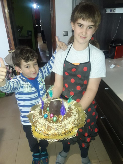 Pastissos de Pasqua elaborats i menjats durant el confinament.