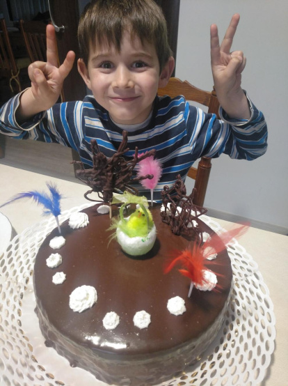 Pastissos de Pasqua elaborats i menjats durant el confinament.