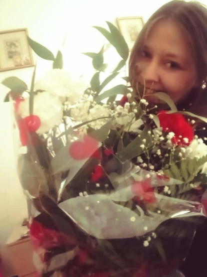 Felicita els teus familiars i amics pel seu aniversari, sant, casament enviant fotos a cercle@segre.com