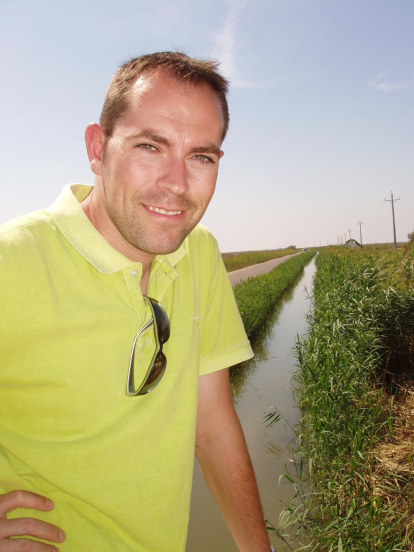 Felicita els teus familiars i amics pel seu aniversari, sant, casament enviant fotos a cercle@segre.com