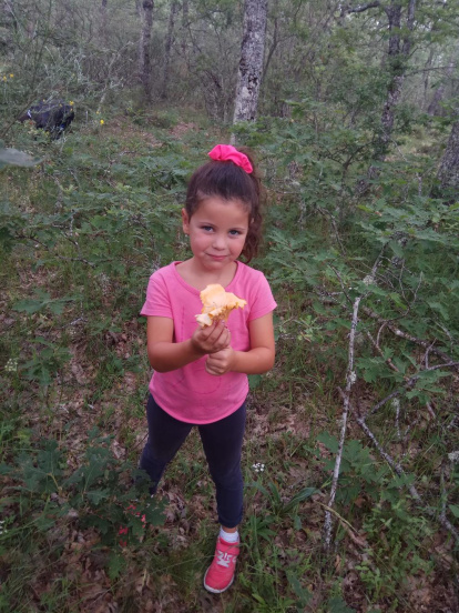 Felicita els teus familiars i amics pel seu aniversari, sant, casament enviant fotos a cercle@segre.com