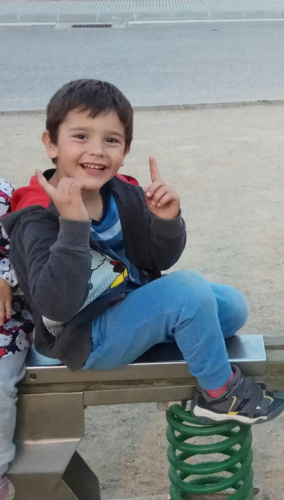 Felicita els teus familiars i amics pel seu aniversari, sant, casament enviant fotos a cercle@segre.com