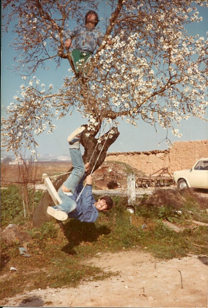 Felicita els teus familiars i amics pel seu aniversari, sant, casament enviant fotos a cercle@segre.com