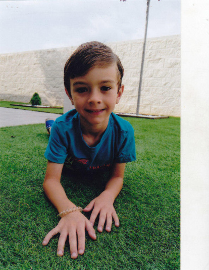 Felicita els teus familiars i amics pel seu aniversari, sant, casament enviant fotos a cercle@segre.com