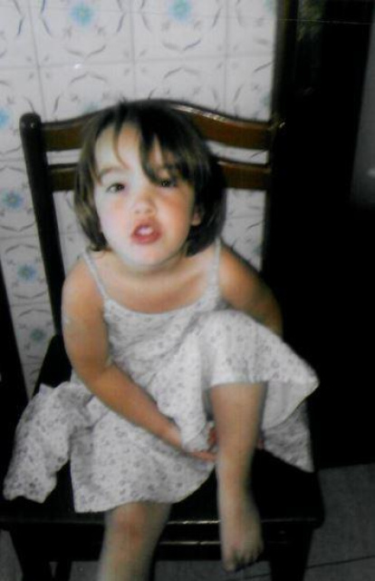 Felicita els teus familiars i amics pel seu aniversari, sant, casament enviant fotos a cercle@segre.com