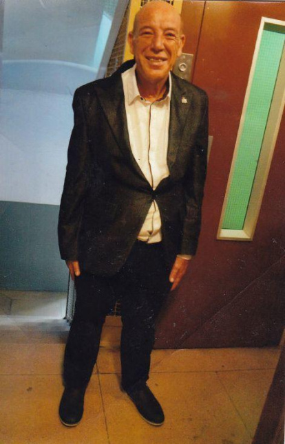 Felicita els teus familiars i amics pel seu aniversari, sant, casament enviant fotos a cercle@segre.com