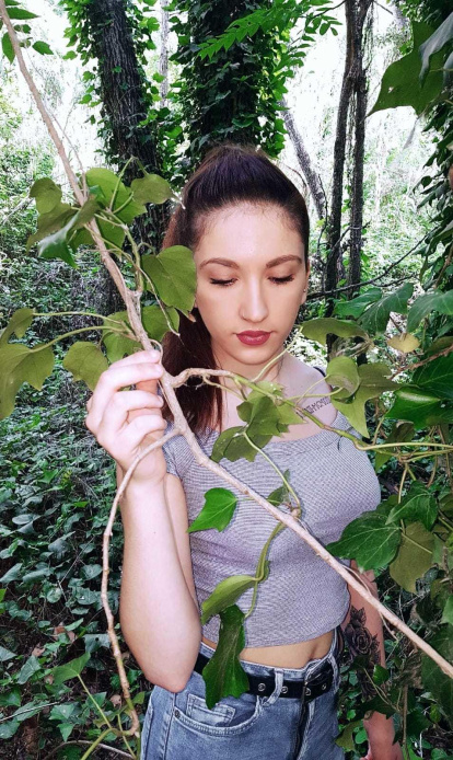 Felicita els teus familiars i amics pel seu aniversari, sant, casament enviant fotos a cercle@segre.com